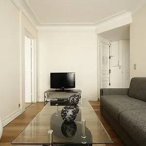 Bridgestreet Champs-elysees Apartment